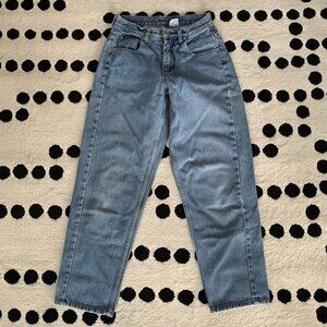 Nevada Vintage Tapered Mom Jeans Women's 6 Retro Faded Light Wash Denim 90s Boho